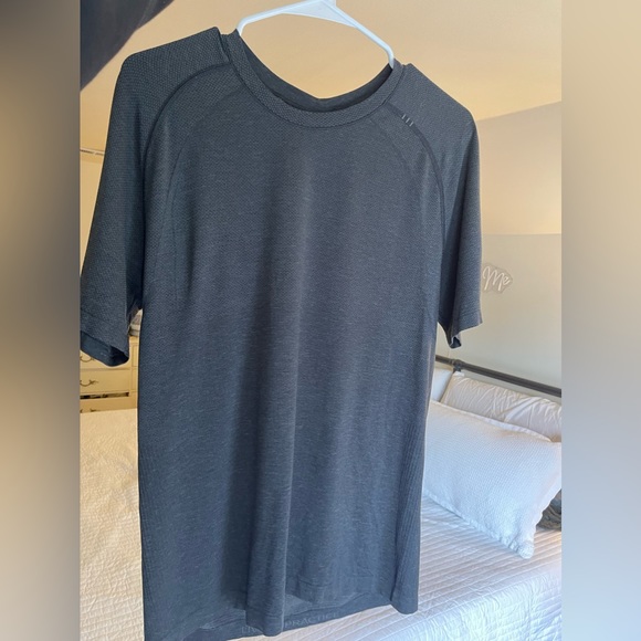 Lululemon Men’s Metal Vent Tech 2.0 SS - Picture 2 of 4